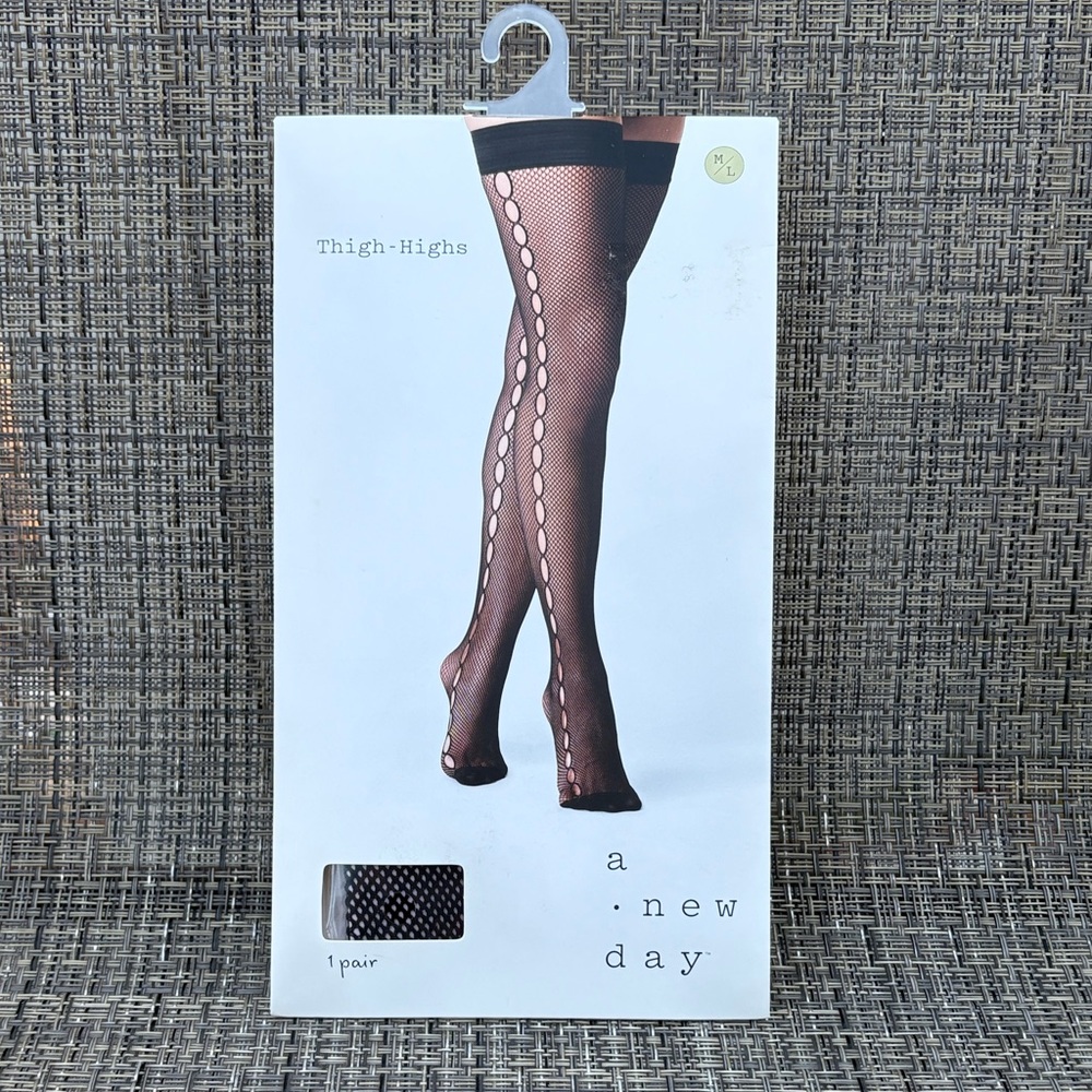 Thigh-Highs Black Fishnet Medium/Large 1 pr. Open side seam New